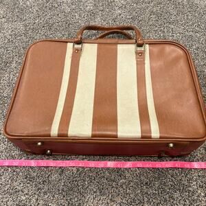 Vintage Stratosphere Luggage Brown Cream Leather Zippered Bag 18 X 4 inches